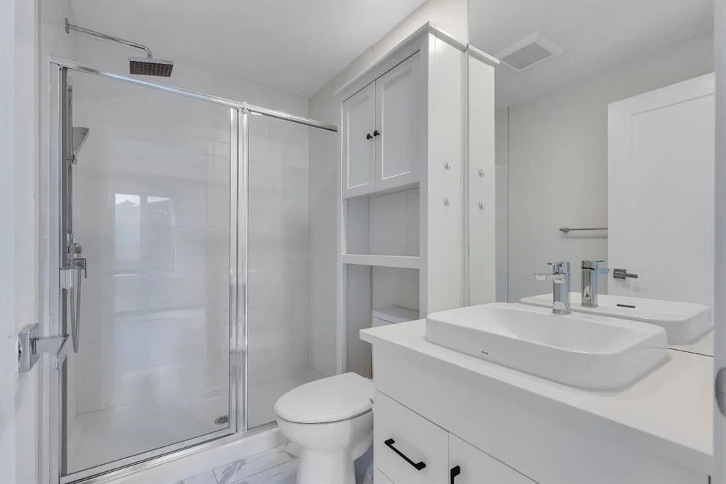514 Greenbriar Common NW, Calgary — photo 4 of 46