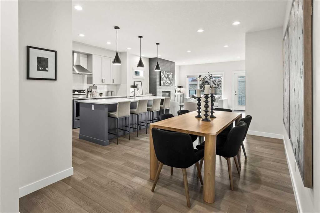 99 Sierra Morena Manor SW, Calgary — photo 5 of 38