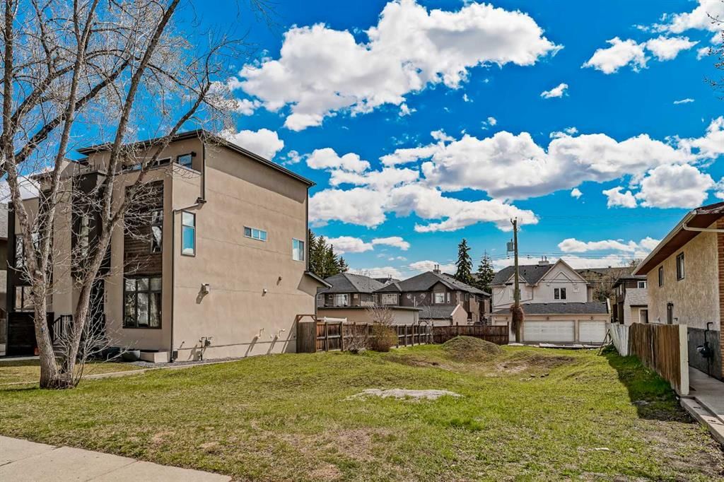 719 55 Avenue SW, Calgary — photo 5 of 34