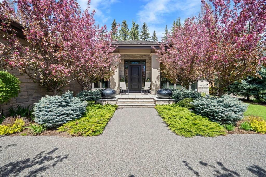 1020 Bel-Aire Drive SW, Calgary — photo 3 of 50