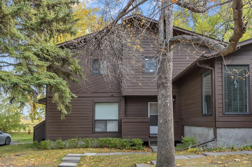 48, 336 Rundlehill Drive NE, Calgary — photo 4 of 40