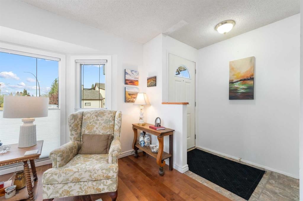 68 Macewan Glen Close NW, Calgary — photo 3 of 44