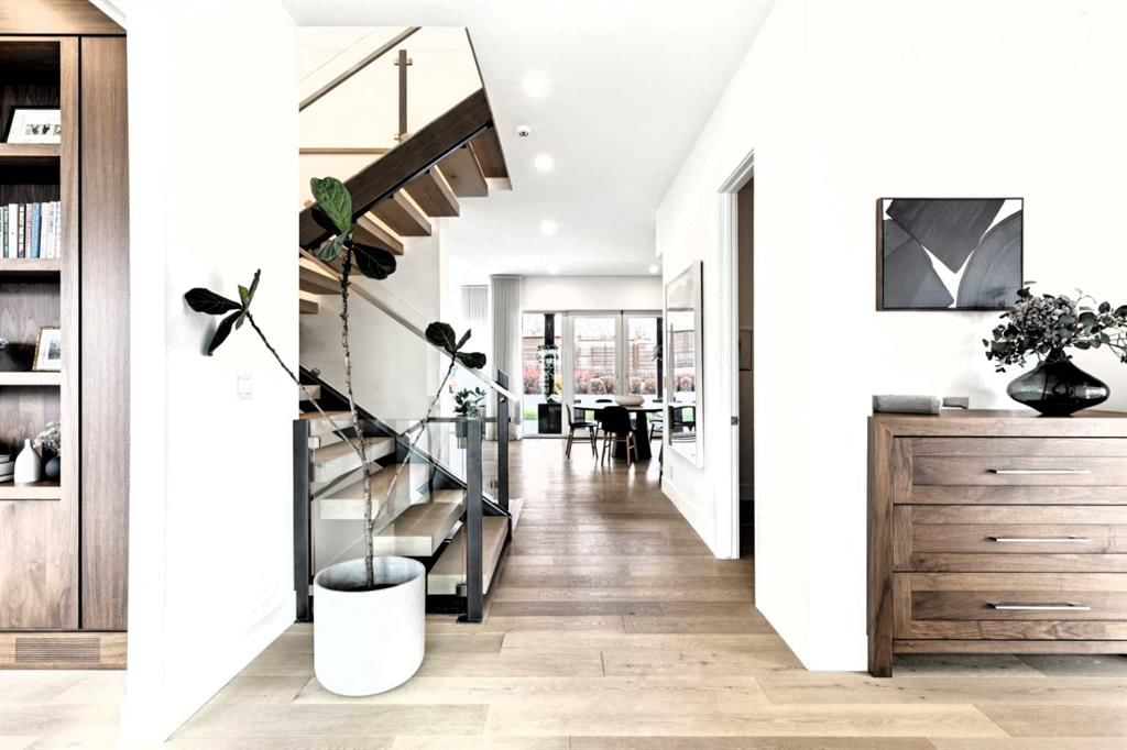 708 Crescent Boulevard SW, Calgary — photo 3 of 50
