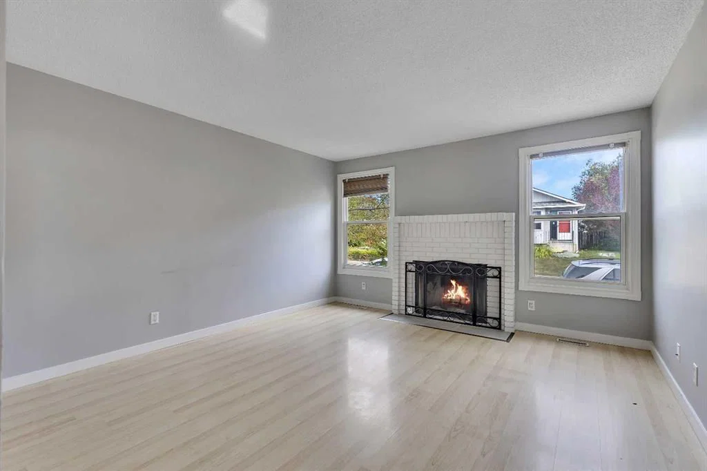 164 Deerview Way SE, Calgary — photo 4 of 38