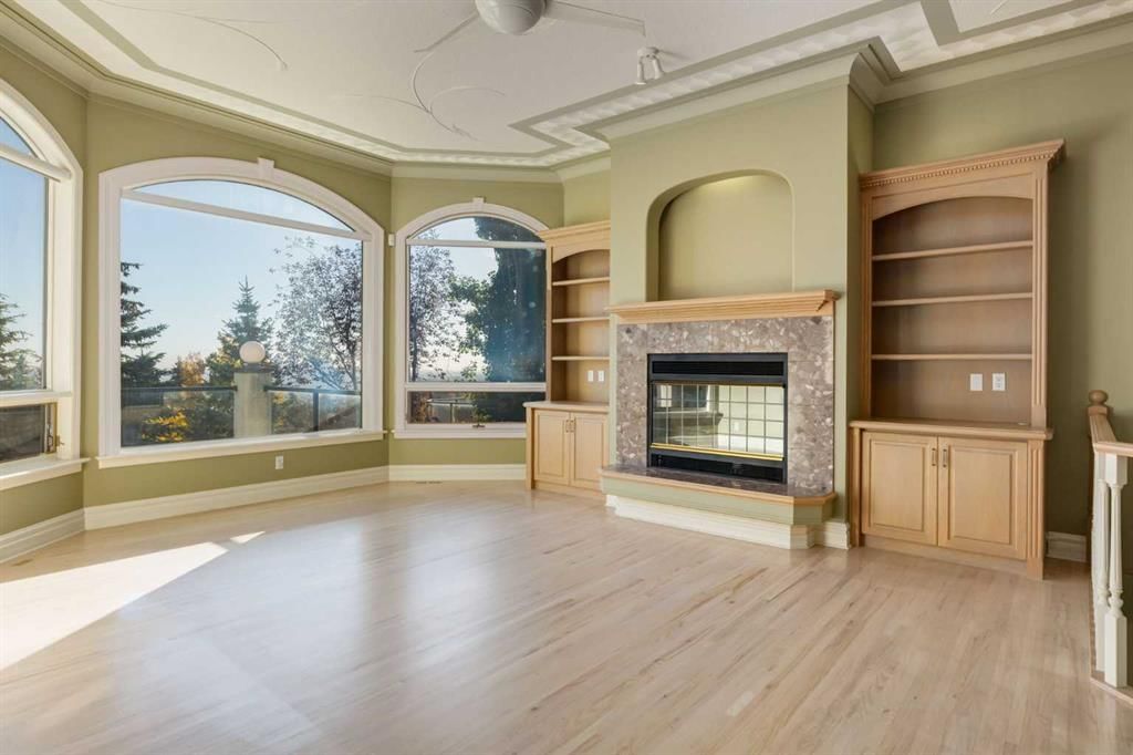 14 Patina Lane SW, Calgary — photo 4 of 44
