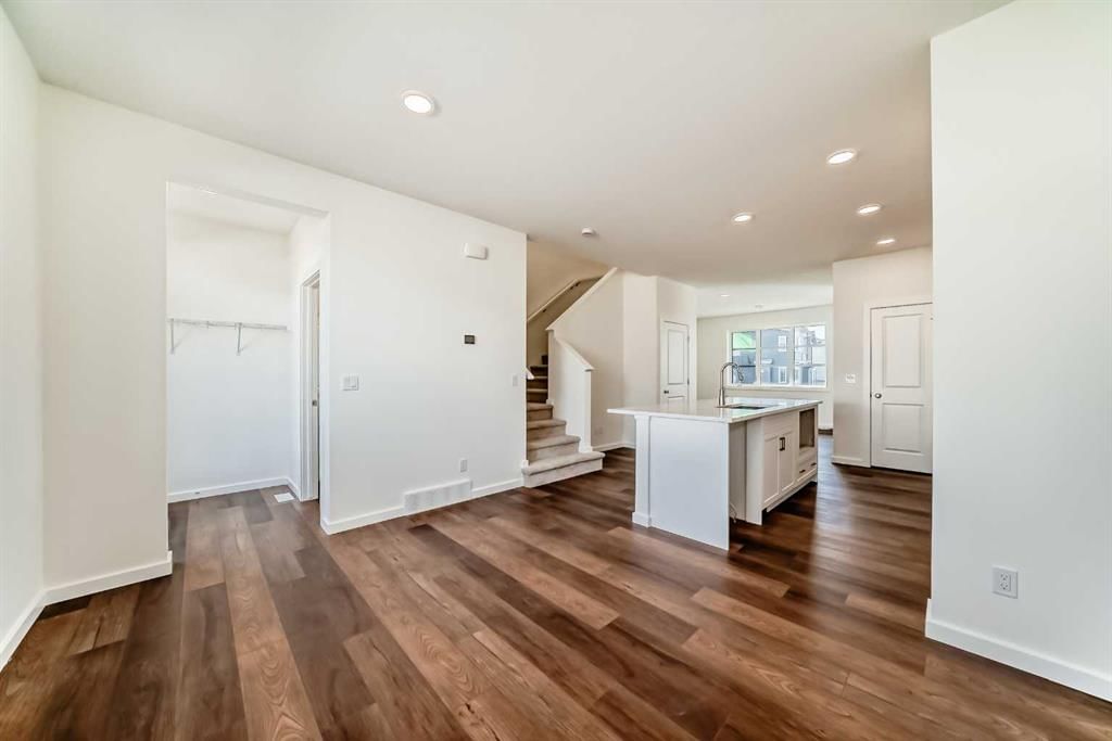 236 Rangeview Way SE, Calgary — main listing photo