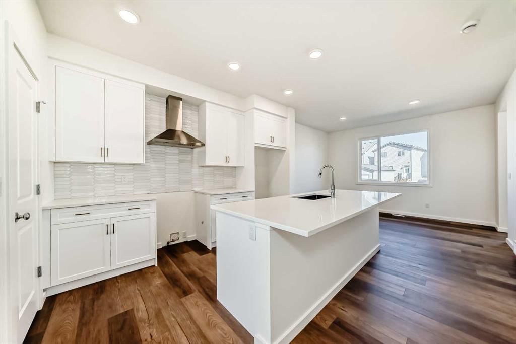 236 Rangeview Way SE, Calgary — photo 2 of 41