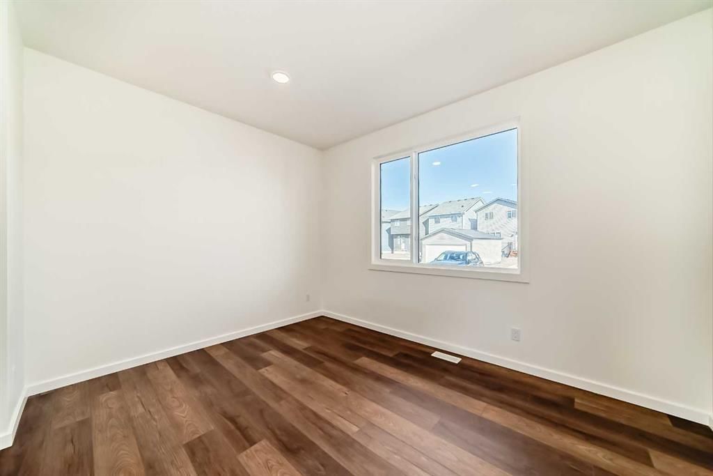 236 Rangeview Way SE, Calgary — photo 5 of 41