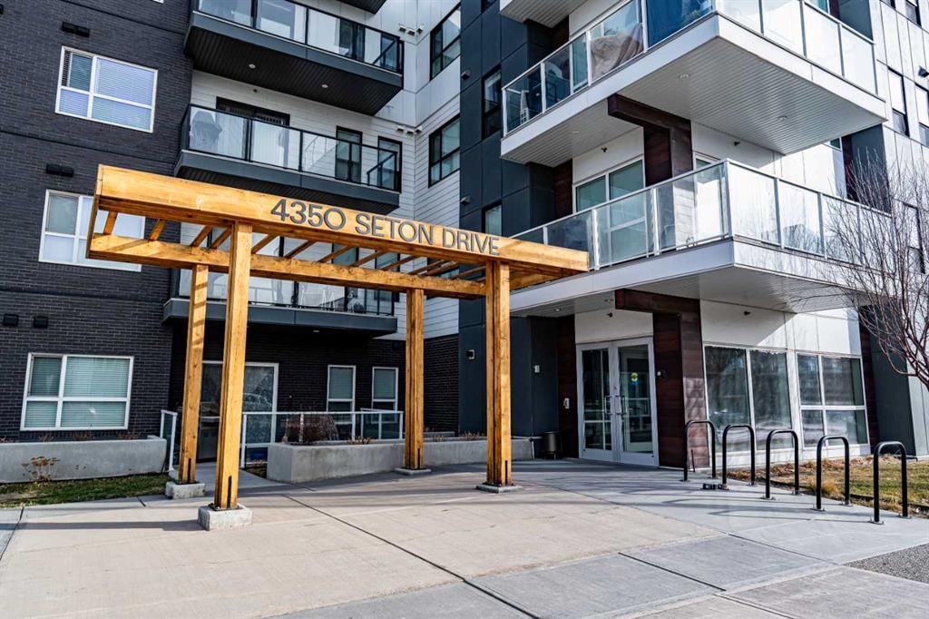 401, 4350 Seton Drive SE, Calgary — photo 4 of 33