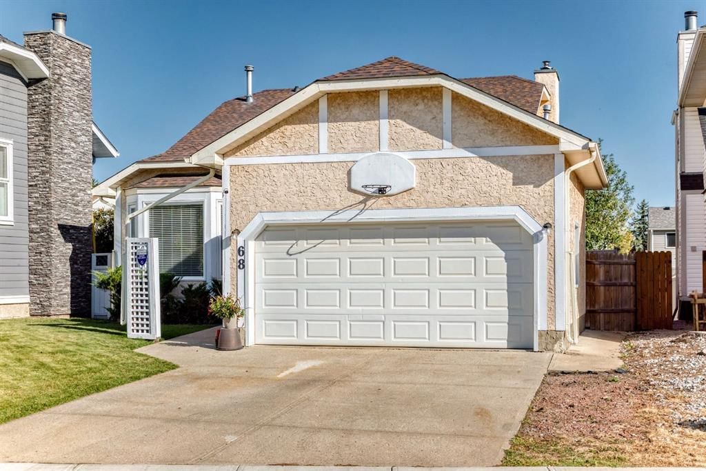 68 Woodmark Crescent SW, Calgary — photo 2 of 46