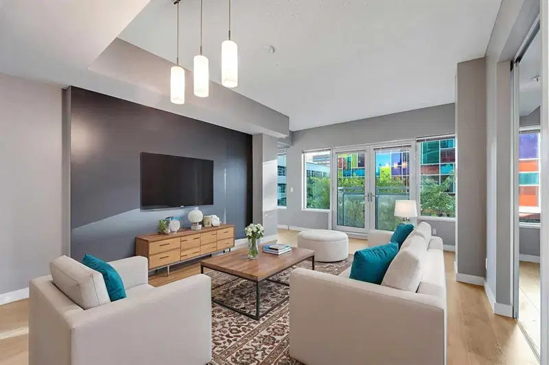 201, 215 13 Avenue SW, Calgary — main listing photo