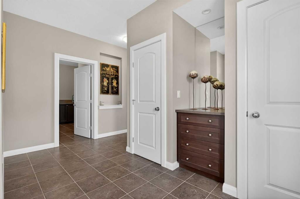 137 Evanspark Circle NW, Calgary — photo 3 of 45