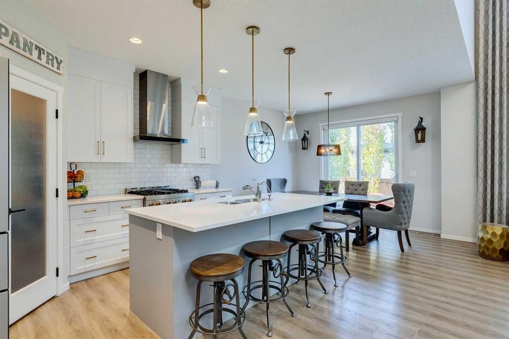 129 Walgrove Heath SE, Calgary — photo 2 of 42