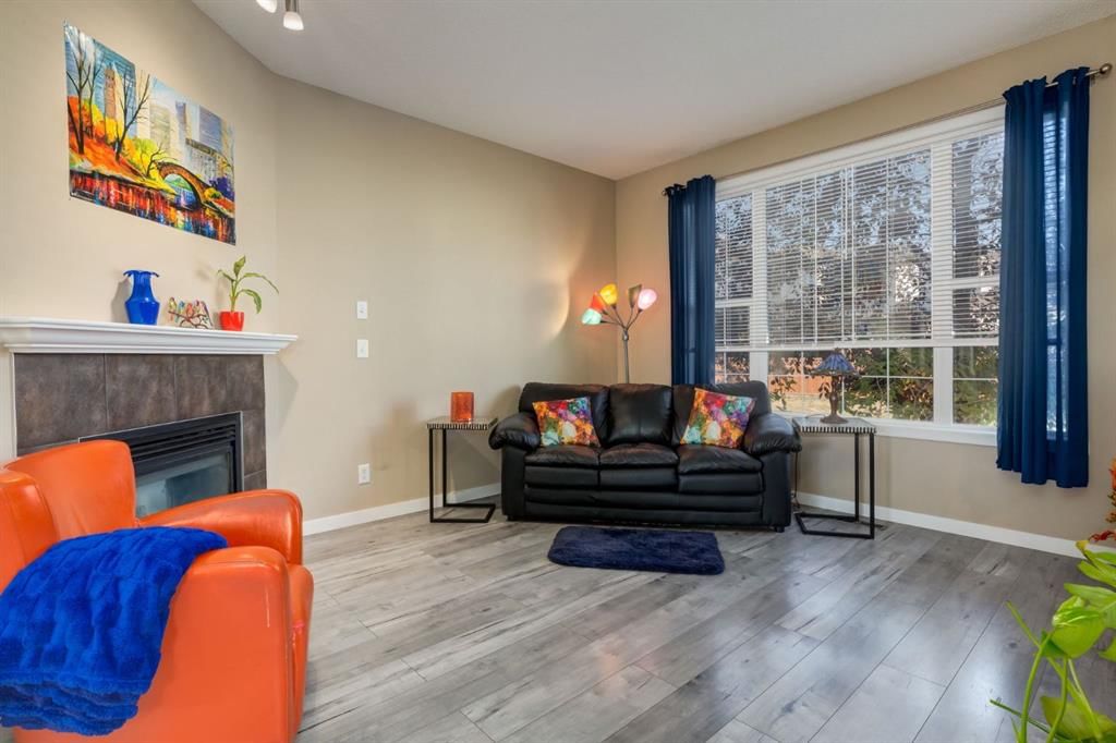 15 Covemeadow Close NE, Calgary — photo 4 of 29