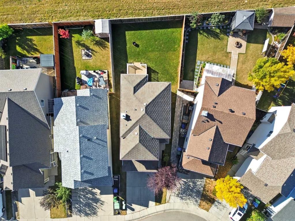 92 Everglen Way SW, Calgary — photo 2 of 36