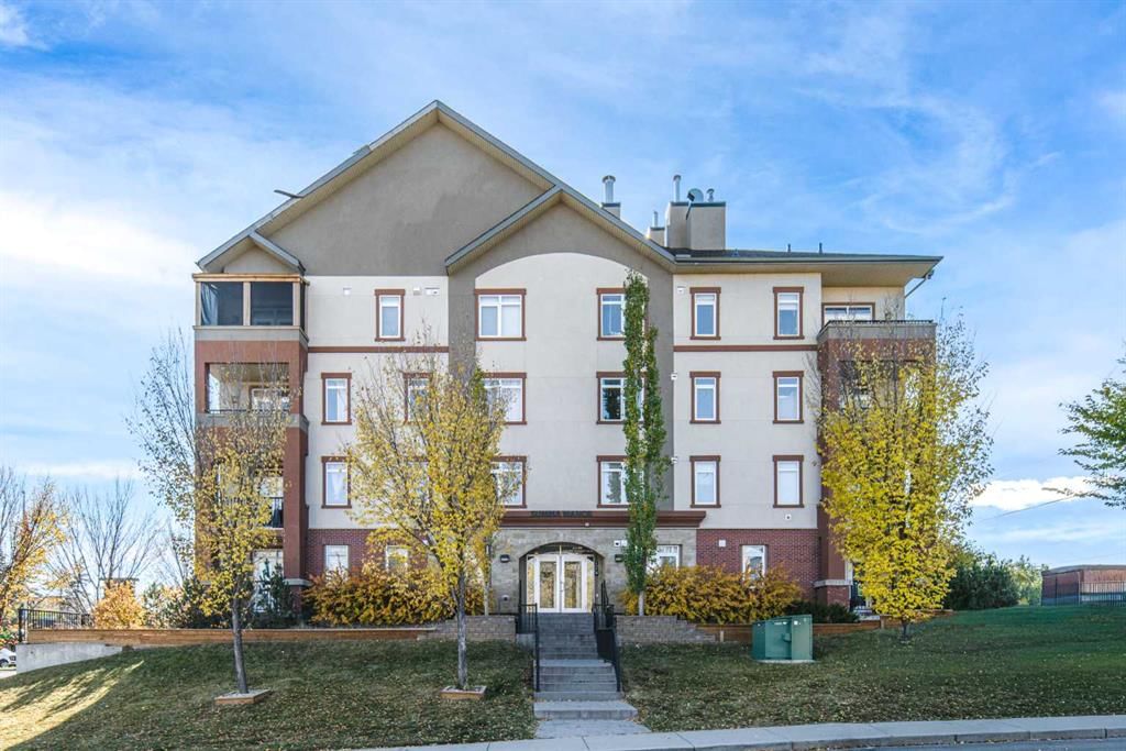 103, 2419 Centre Street NW, Calgary — main listing photo