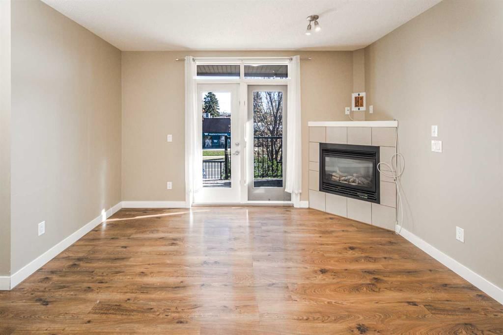 103, 2419 Centre Street NW, Calgary — photo 5 of 19