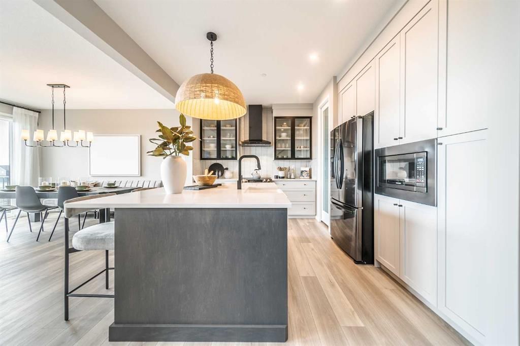 191 Lucas Common NW, Calgary — main listing photo