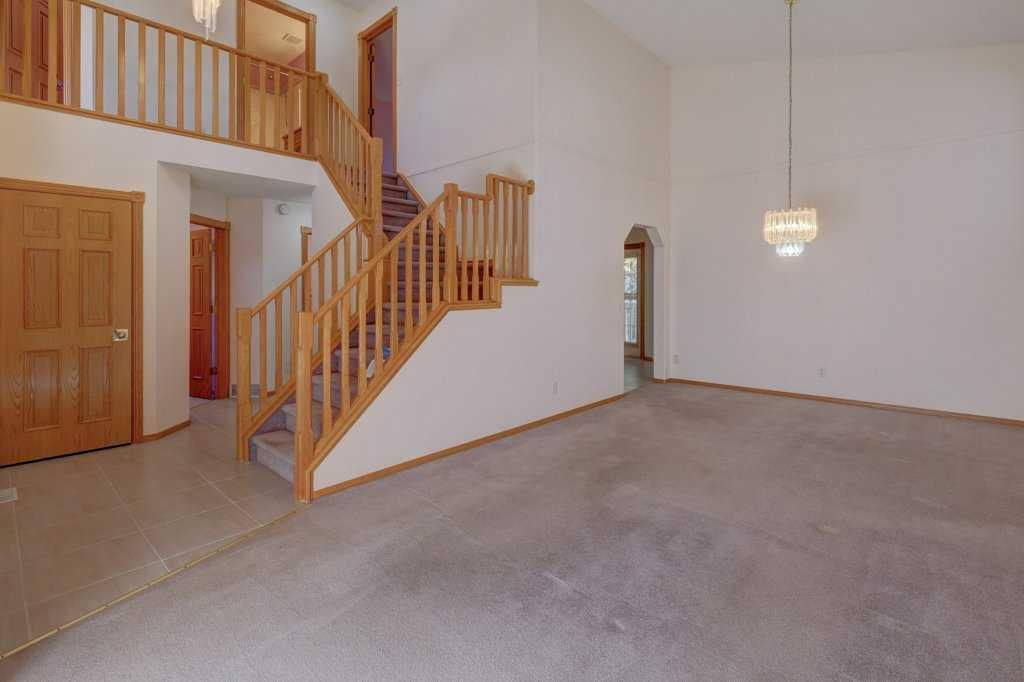 63 Coral Springs Grove NE, Calgary — photo 4 of 31