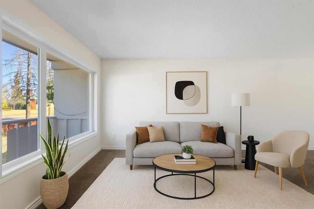 4213 26 Avenue SE, Calgary — photo 4 of 47
