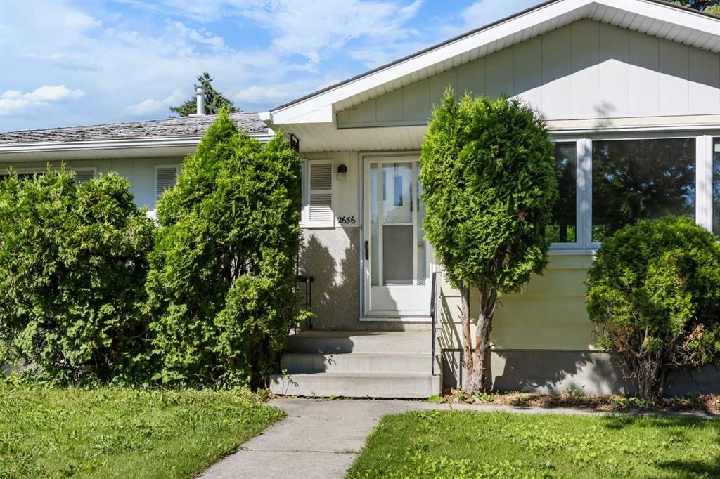 2636 34 Avenue NW, Calgary — photo 2 of 41