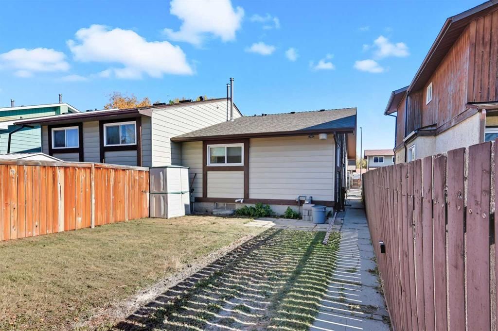 163 Whitewood Place NE, Calgary — photo 3 of 35