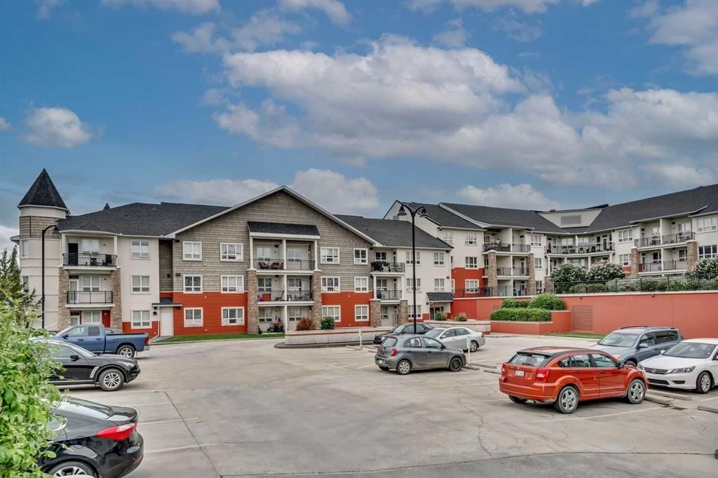 439, 26 Val Gardena View SW, Calgary — photo 2 of 23
