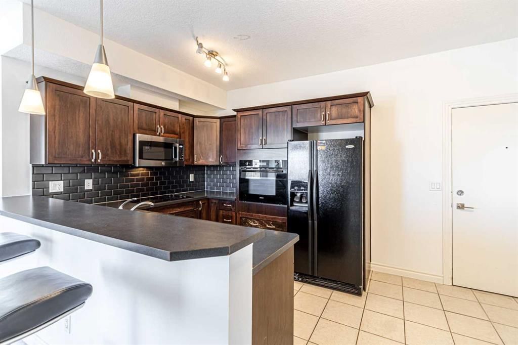 434, 60 Royal Oak Plaza NW, Calgary — photo 5 of 20