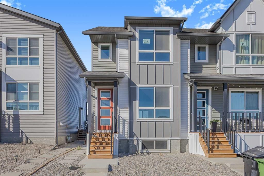 33 BELMONT Drive SW, Calgary — photo 2 of 46
