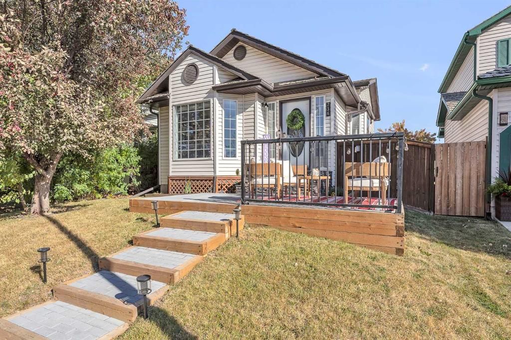 236 MT. Aberdeen Close SE, Calgary — photo 2 of 43