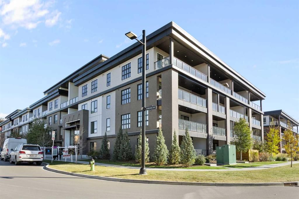 325, 4275 Norford Avenue NW, Calgary — main listing photo