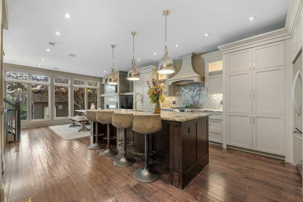 2, 1926 36 Street SW, Calgary — main listing photo