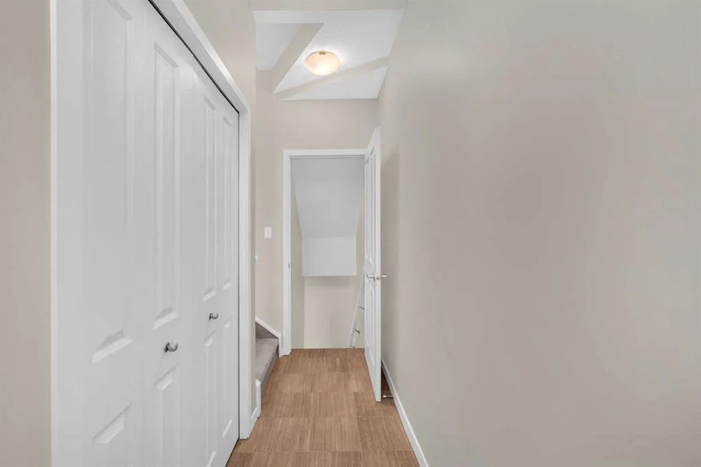 690 Copperpond Boulevard SE, Calgary — photo 3 of 46