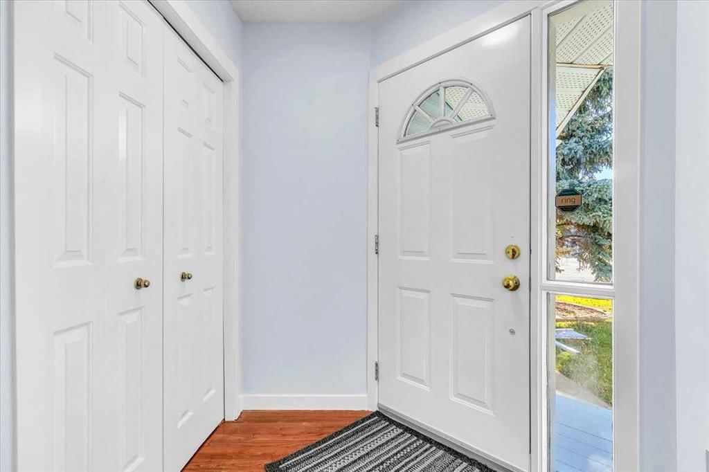 37 Douglasbank Rise SE, Calgary — photo 4 of 48