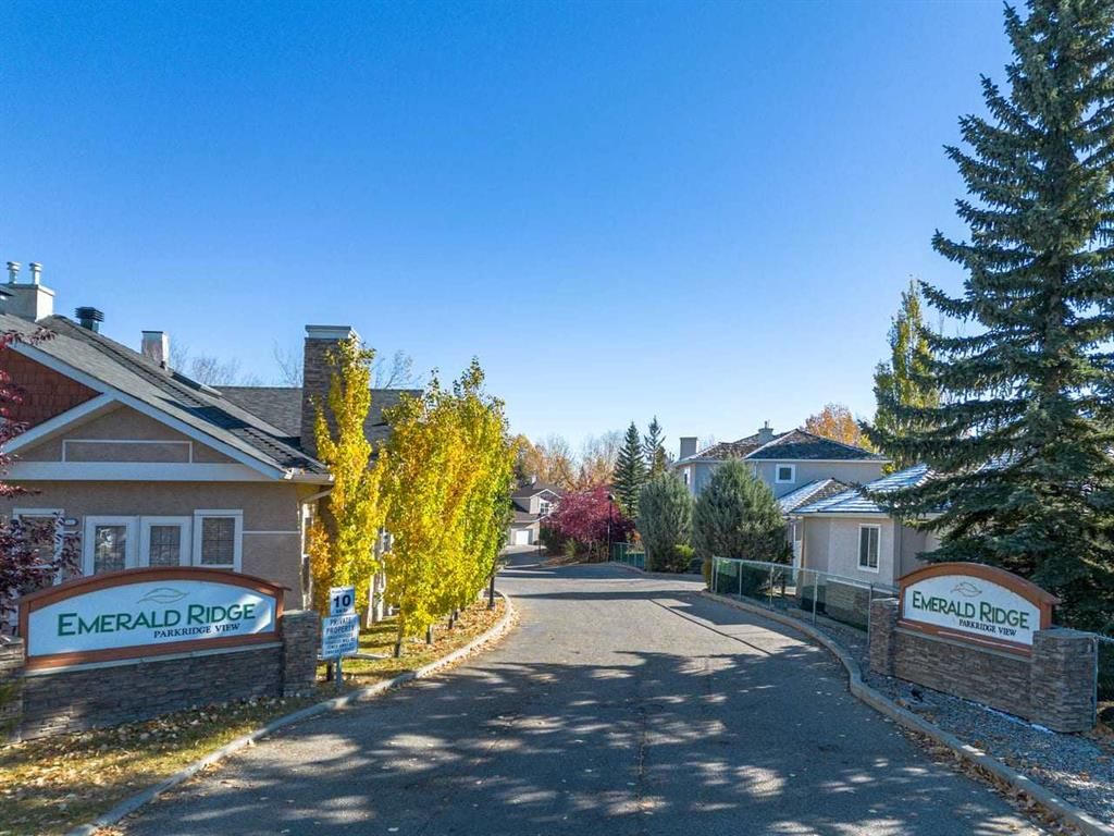 107, 40 Parkridge View SE, Calgary — photo 3 of 45