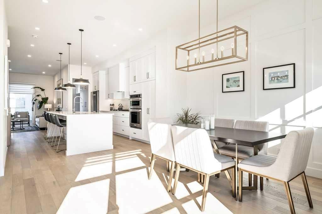 3422 Kerry Park Road SW, Calgary — photo 3 of 45