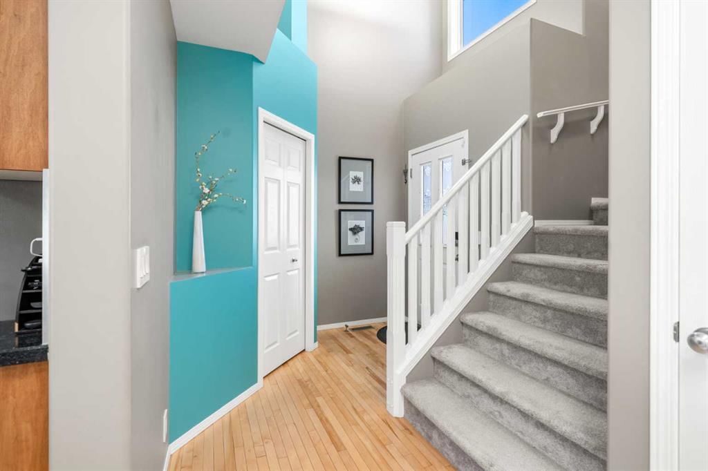 1038 Bridlemeadows Manor SW, Calgary — photo 2 of 49