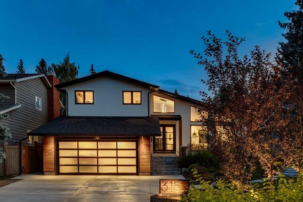 315 Oakside Circle SW, Calgary — main listing photo