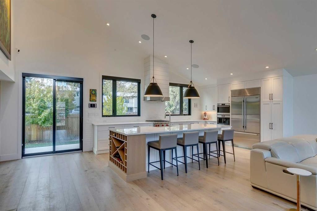 315 Oakside Circle SW, Calgary — photo 4 of 50