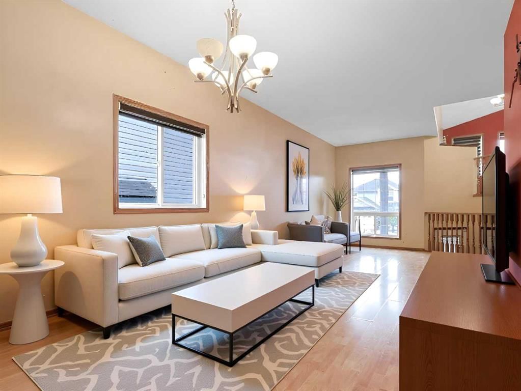 622 Saddlecreek Way NE, Calgary — photo 3 of 26