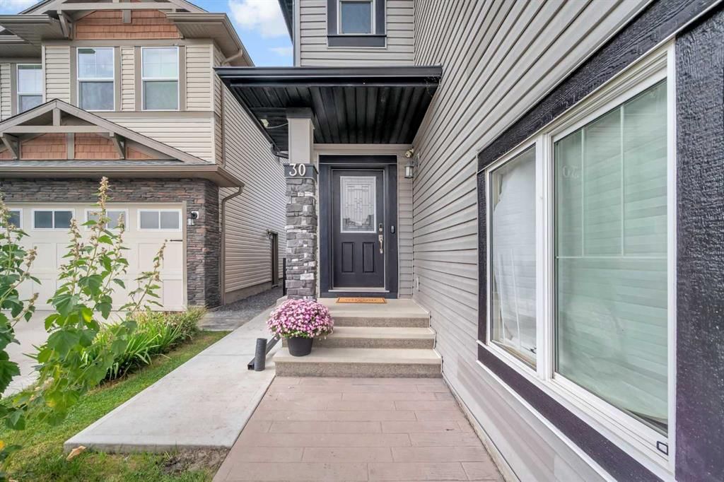 30 Skyview Shores Place NE, Calgary — photo 5 of 50