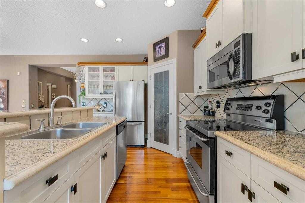 120 Cranston Drive SE, Calgary — photo 4 of 30