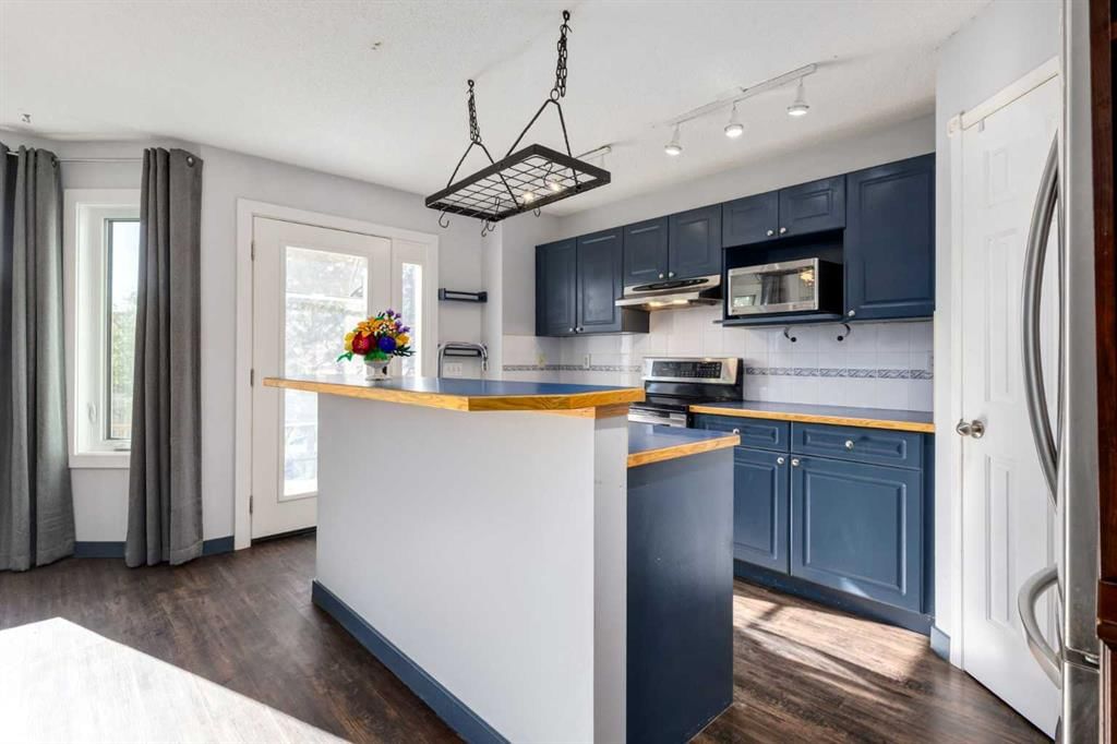 327 Covewood Park NE, Calgary — photo 2 of 43