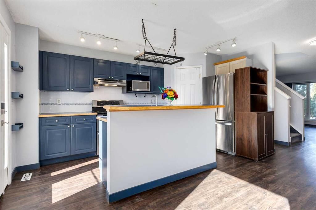 327 Covewood Park NE, Calgary — photo 3 of 43