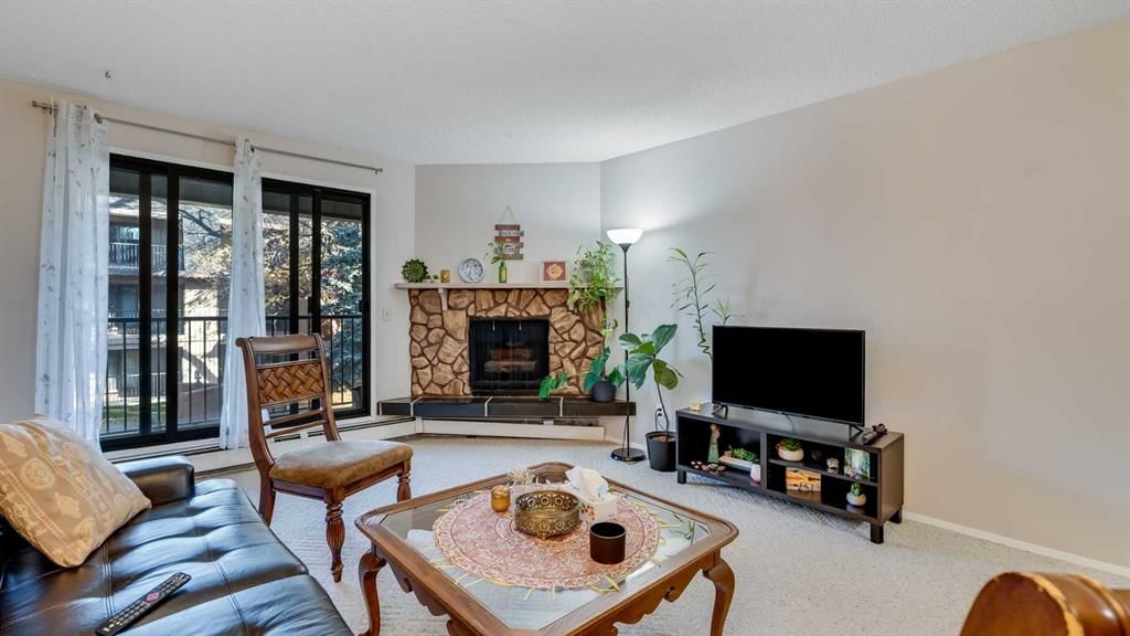 2208, 4001B 49 Street NW, Calgary — photo 3 of 21