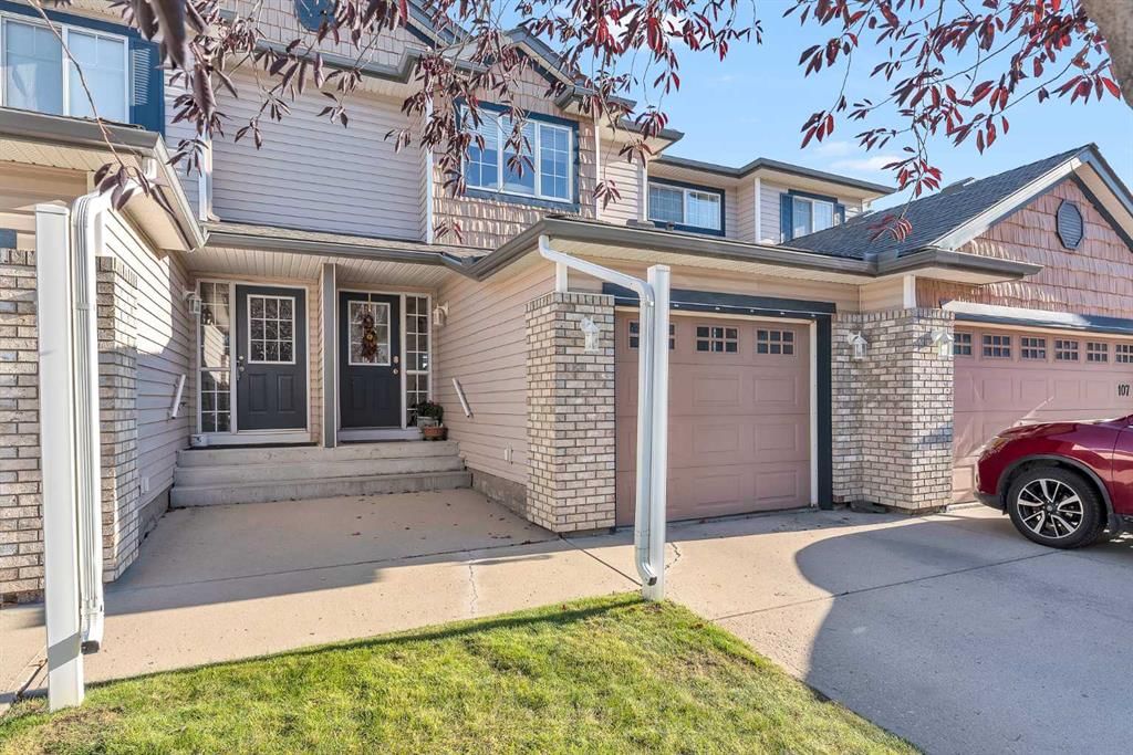 109 Citadel Estates Manor NW, Calgary — photo 2 of 49