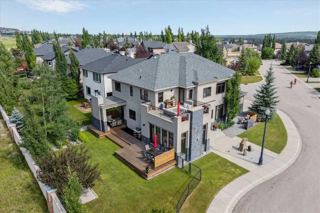374 Discovery Ridge Way SW, Calgary — main listing photo