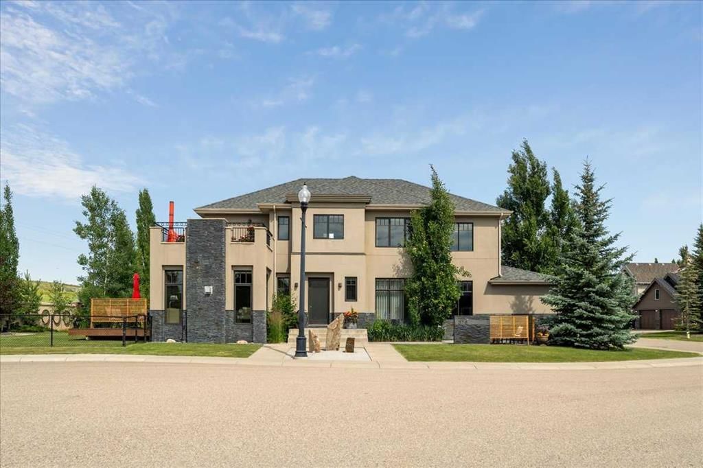 374 Discovery Ridge Way SW, Calgary — photo 2 of 50