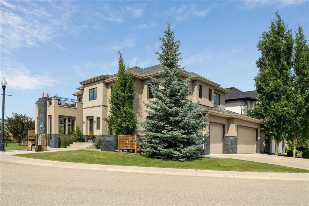 374 Discovery Ridge Way SW, Calgary — photo 4 of 50