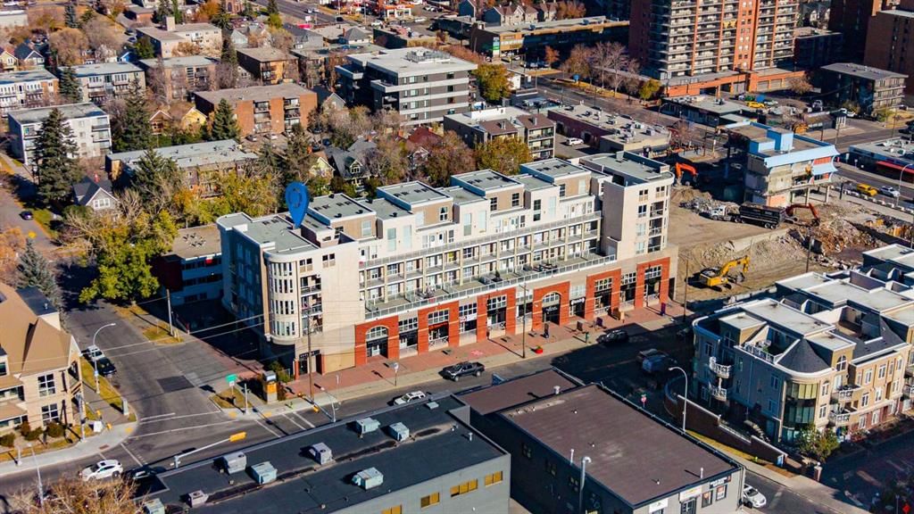 411, 1540 17 Avenue SW, Calgary — photo 3 of 30